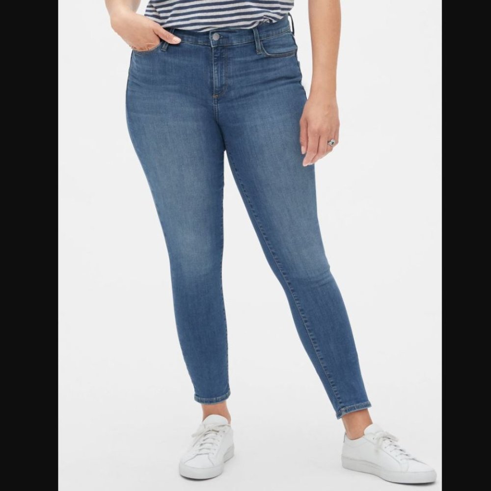 Gap Stretch True Skinny